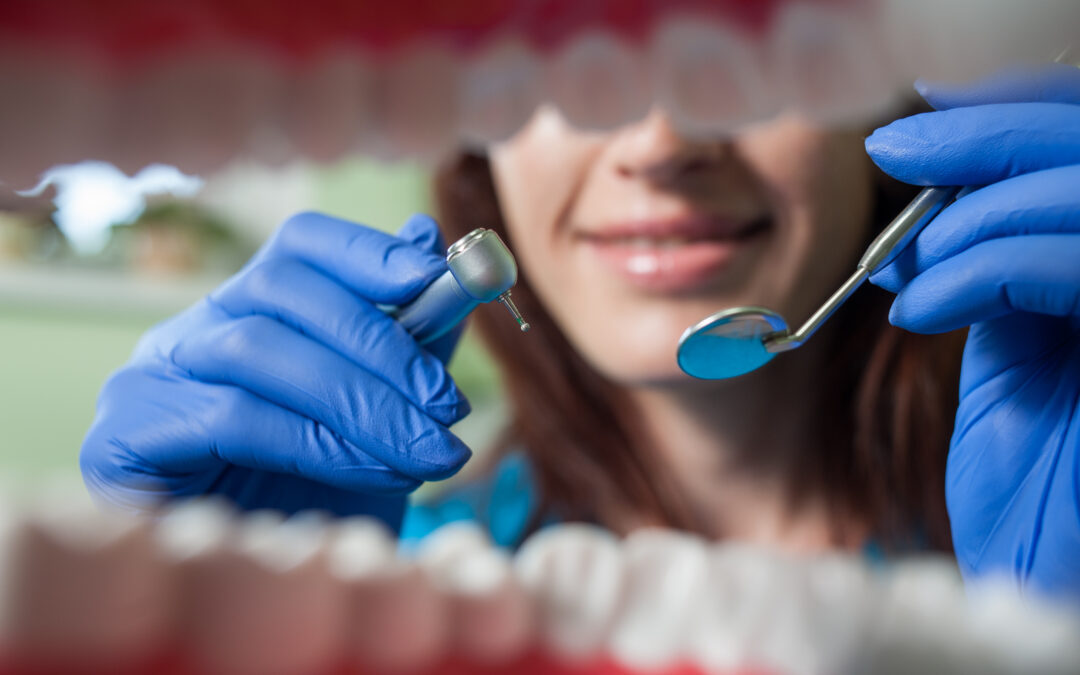 Can Neglecting Your Oral Health Increase Your Risk of Oral Cancer? Insights from a Dentist